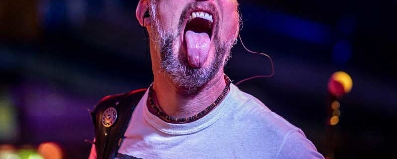 Bassist Jo