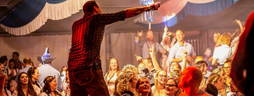 6th Avenue Partyband - Live-Foto