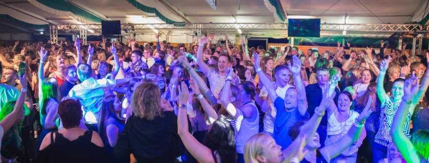 6th Avenue Partyband - Live-Foto