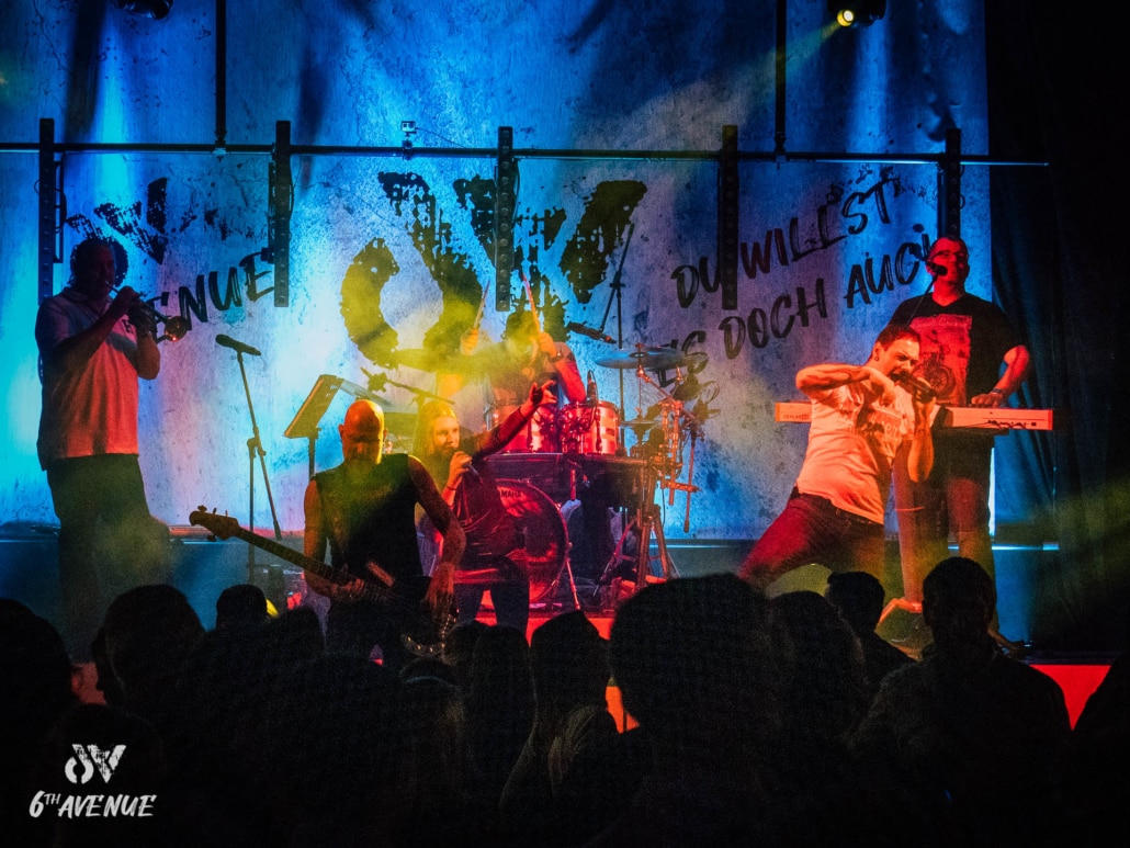 6th Avenue Partyband - Live-Foto