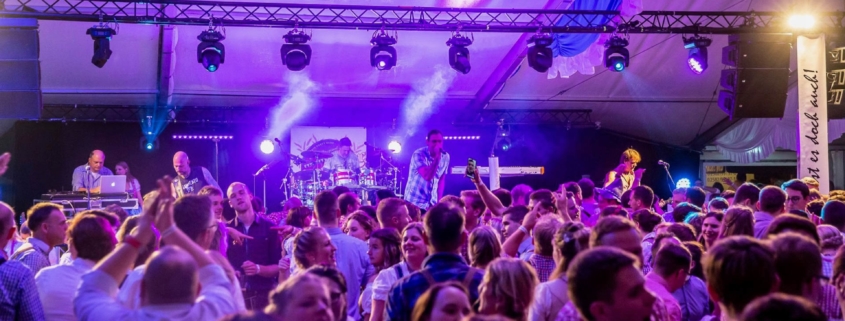 6th Avenue Partyband - Live-Foto